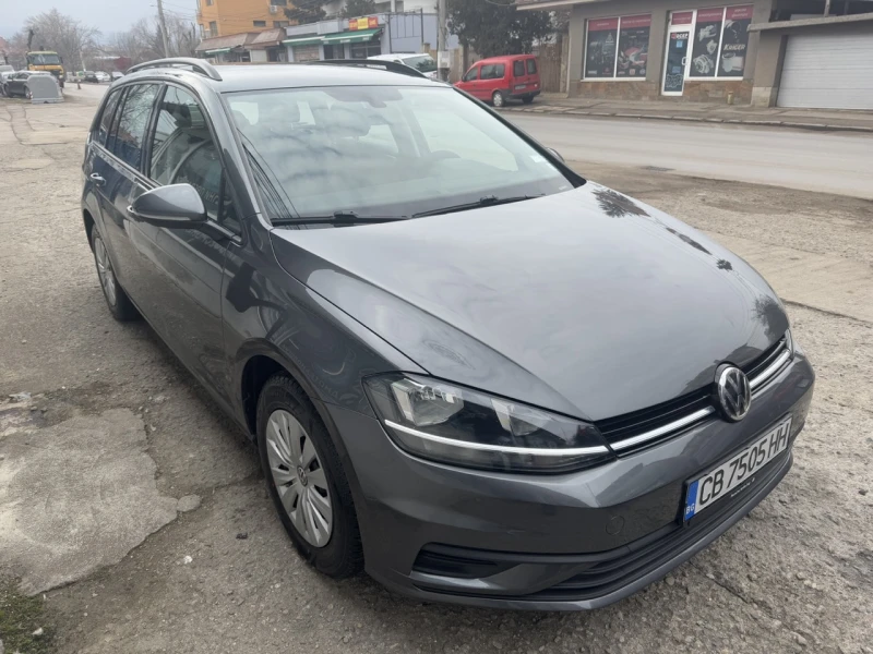 VW Golf, снимка 1 - Автомобили и джипове - 48954111