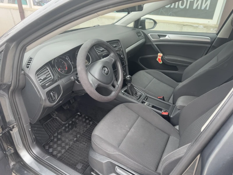 VW Golf, снимка 8 - Автомобили и джипове - 48954111