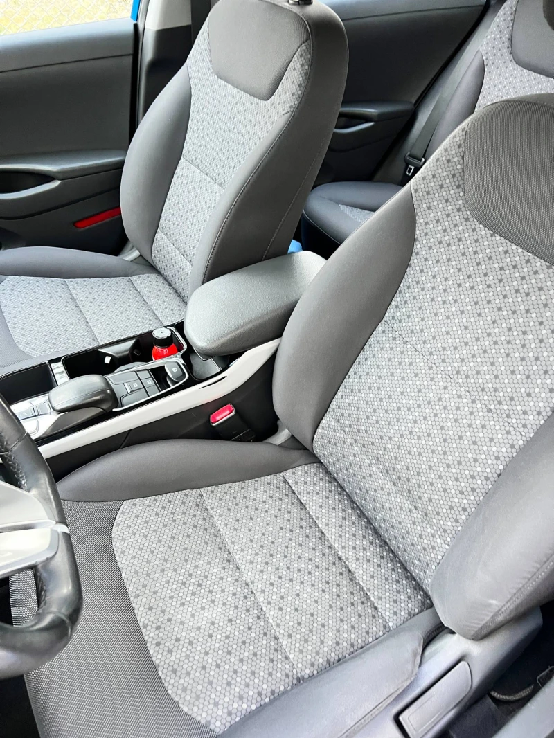 Hyundai Ioniq, снимка 13 - Автомобили и джипове - 52507895