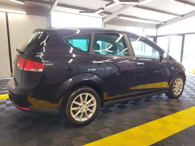 Seat Altea 1.6tdi 105kc XL, снимка 6 - Автомобили и джипове - 50109313