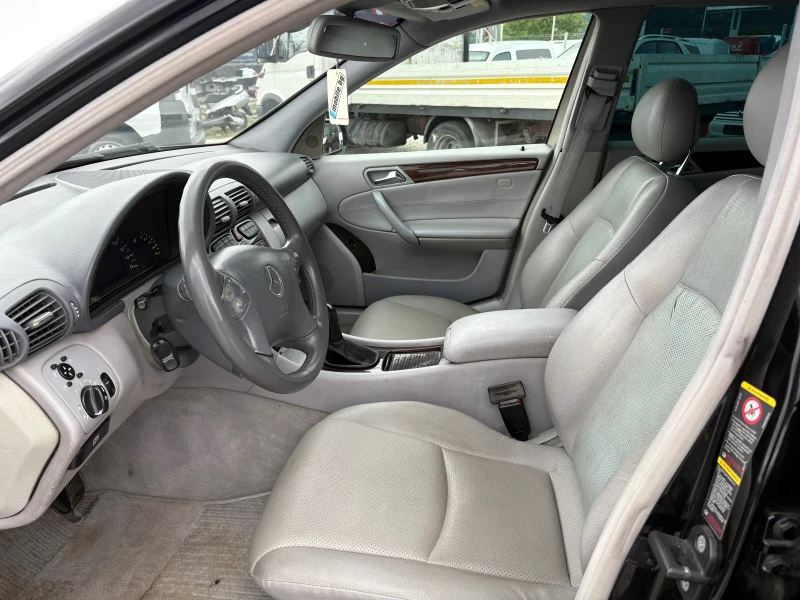 Mercedes-Benz C 220 C 220 CDI комби, снимка 7 - Автомобили и джипове - 50431647