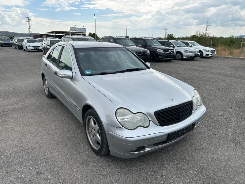Mercedes-Benz C 220 2.2CDI* 143к.с* АВТОМАТИК, снимка 3 - Автомобили и джипове - 51221789