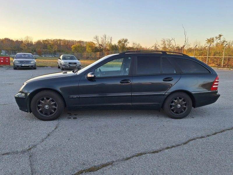 Mercedes-Benz C 180 kompressor+ LPG, снимка 4 - Автомобили и джипове - 52278397