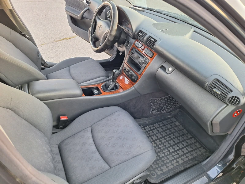 Mercedes-Benz C 180 kompressor+ LPG, снимка 13 - Автомобили и джипове - 52278397