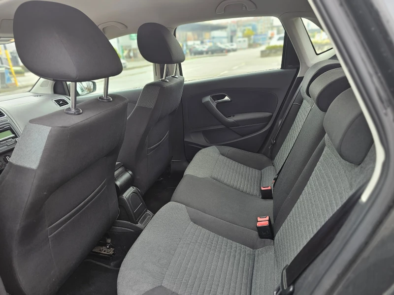 VW Polo, снимка 5 - Автомобили и джипове - 52444652