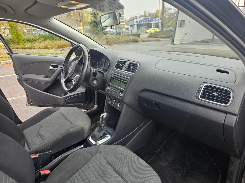 VW Polo, снимка 4 - Автомобили и джипове - 52444652