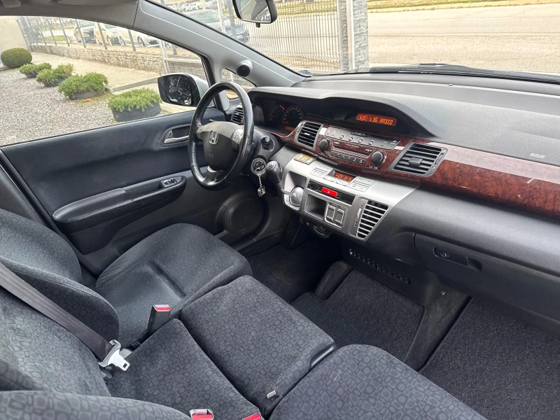Honda Fr-v 2.2i-CTDI * 1 СОБСТВЕНИК* ПЕРФЕКТЕН* , снимка 13 - Автомобили и джипове - 52846762