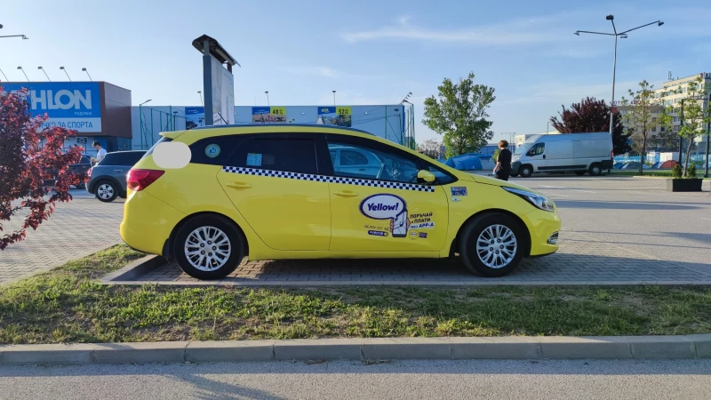 Kia Ceed, снимка 4 - Автомобили и джипове - 52956629