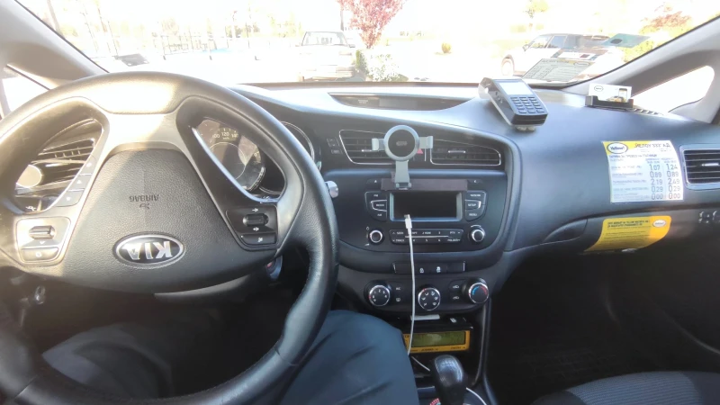 Kia Ceed, снимка 6 - Автомобили и джипове - 52956629