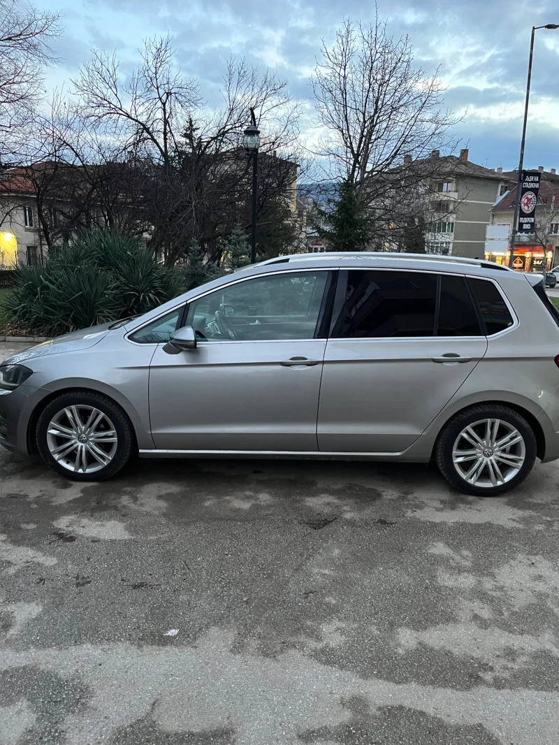 VW Sportsvan 1.6TDI, снимка 4 - Автомобили и джипове - 53404705