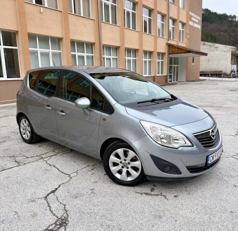Opel Meriva 1.7CDTi 110кс 6ск, снимка 3 - Автомобили и джипове - 53477455