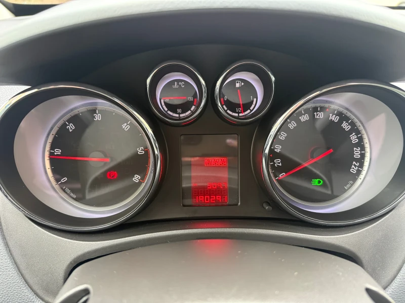 Opel Meriva 1.7CDTi 110кс 6ск, снимка 14 - Автомобили и джипове - 53477455