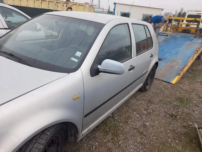 VW Golf 1.9тди 90к.с - изображение 3