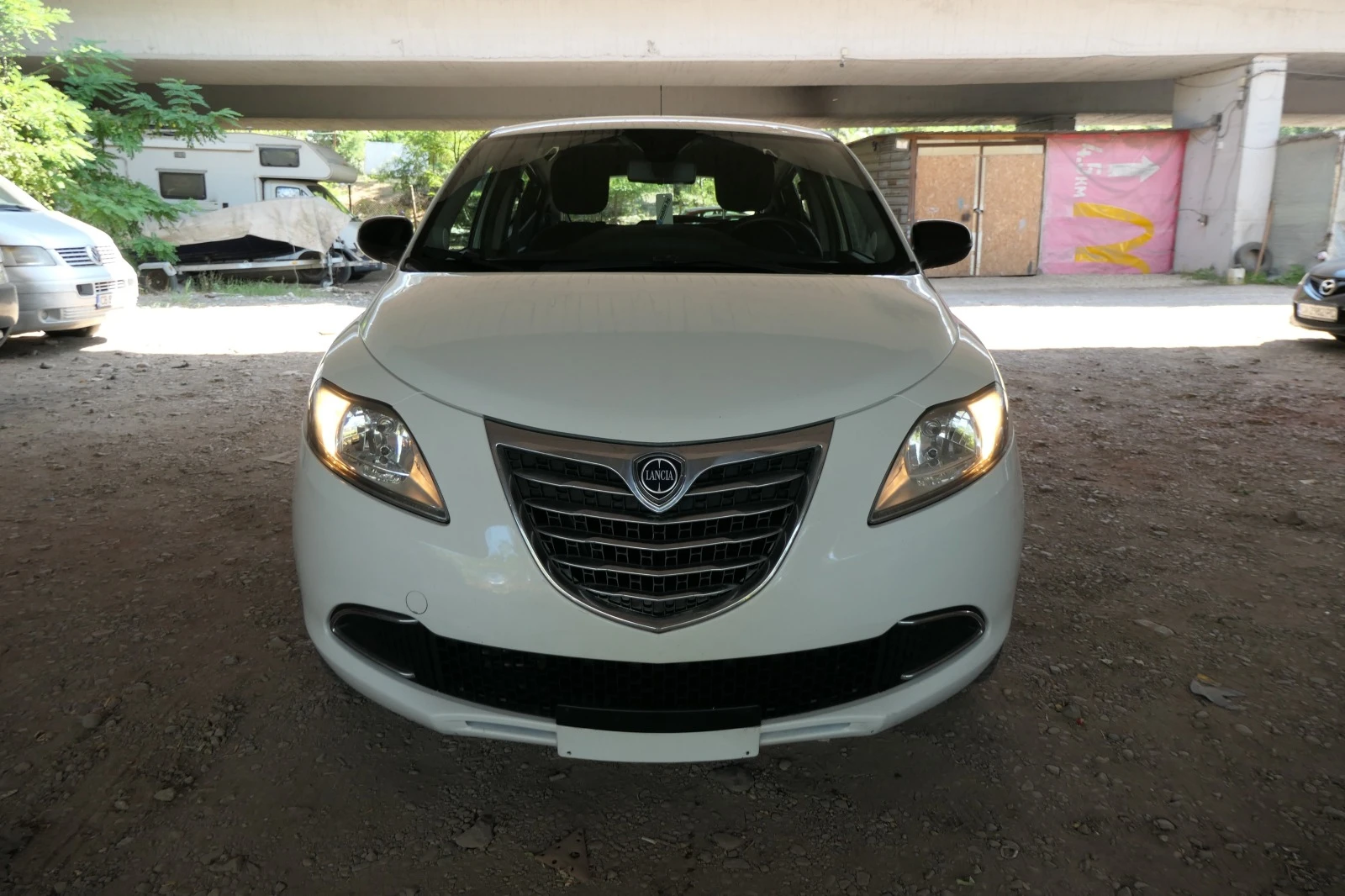 Lancia Ypsilon 0.9i МЕТАН EUR5B 85кс - изображение 2