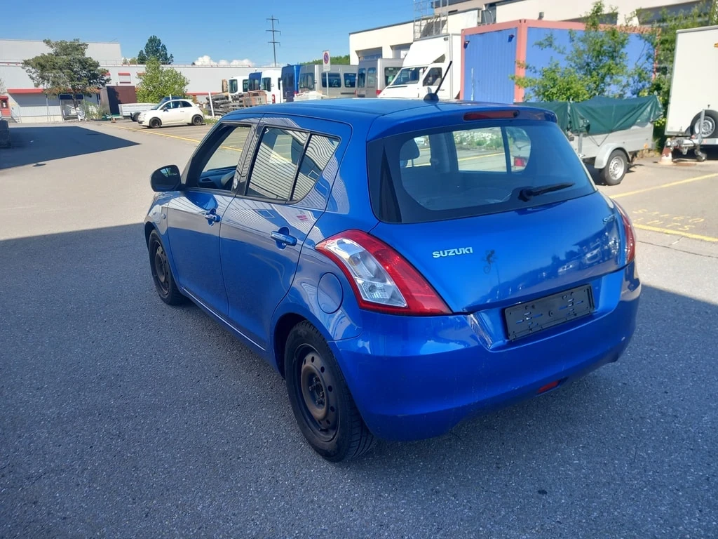 Suzuki Swift 1.2i GL Swiss Aut. - изображение 5