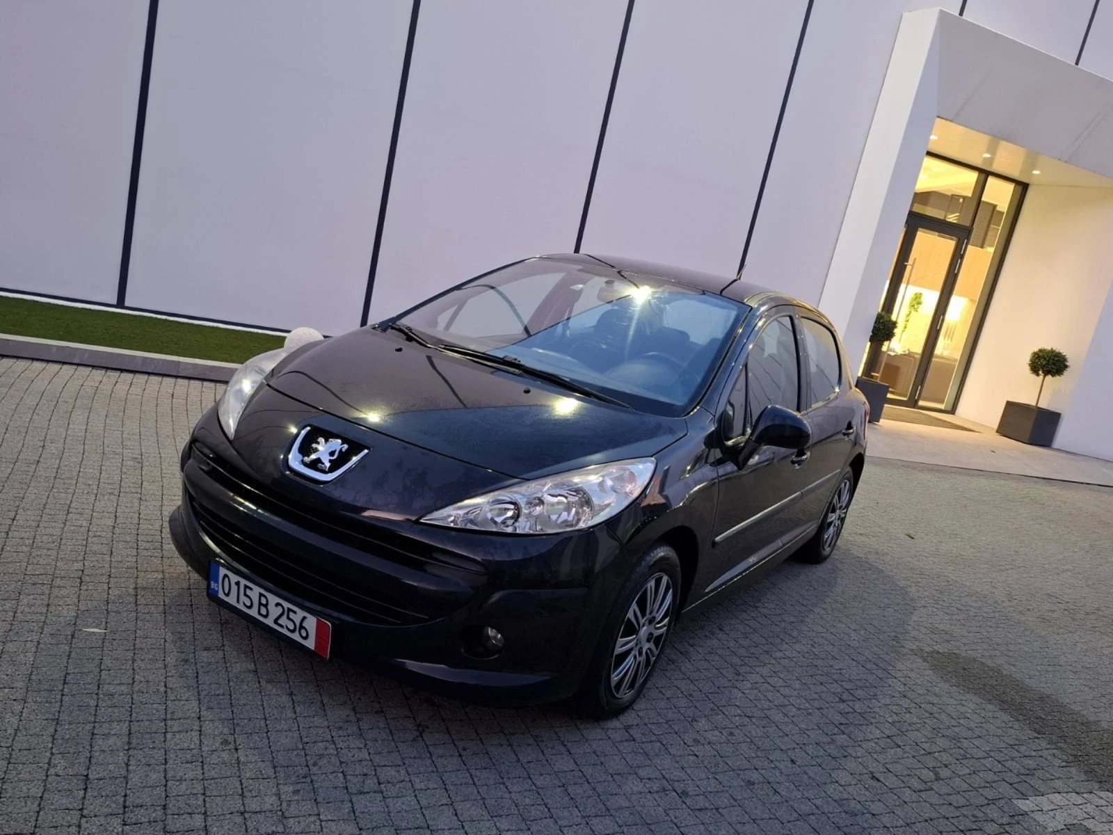 Peugeot 207 1.4I(75)* ПАНОРАМА* НОВ ВНОС*  - изображение 10