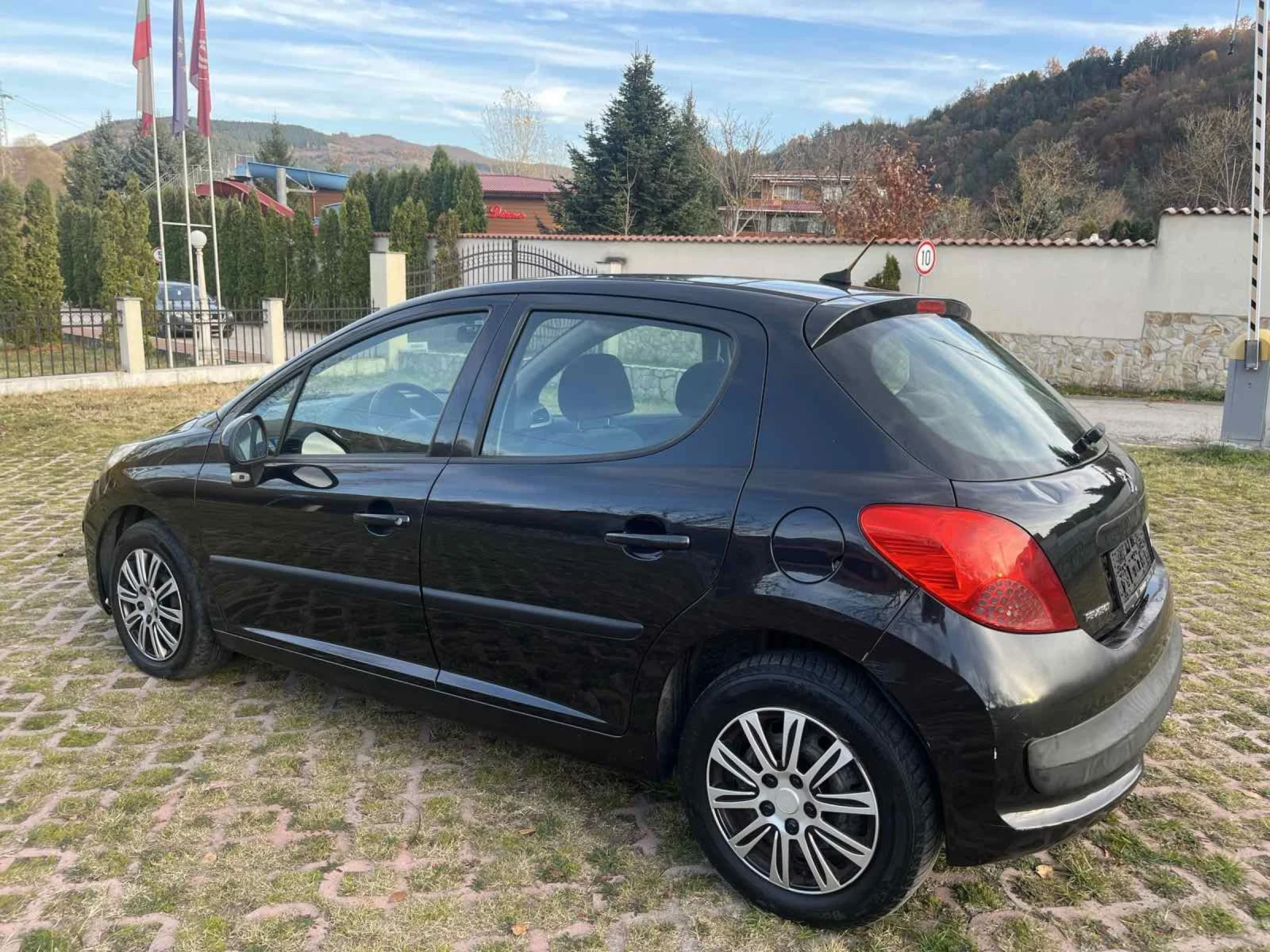 Peugeot 207 1.4I(75)* ПАНОРАМА* НОВ ВНОС*  - изображение 5