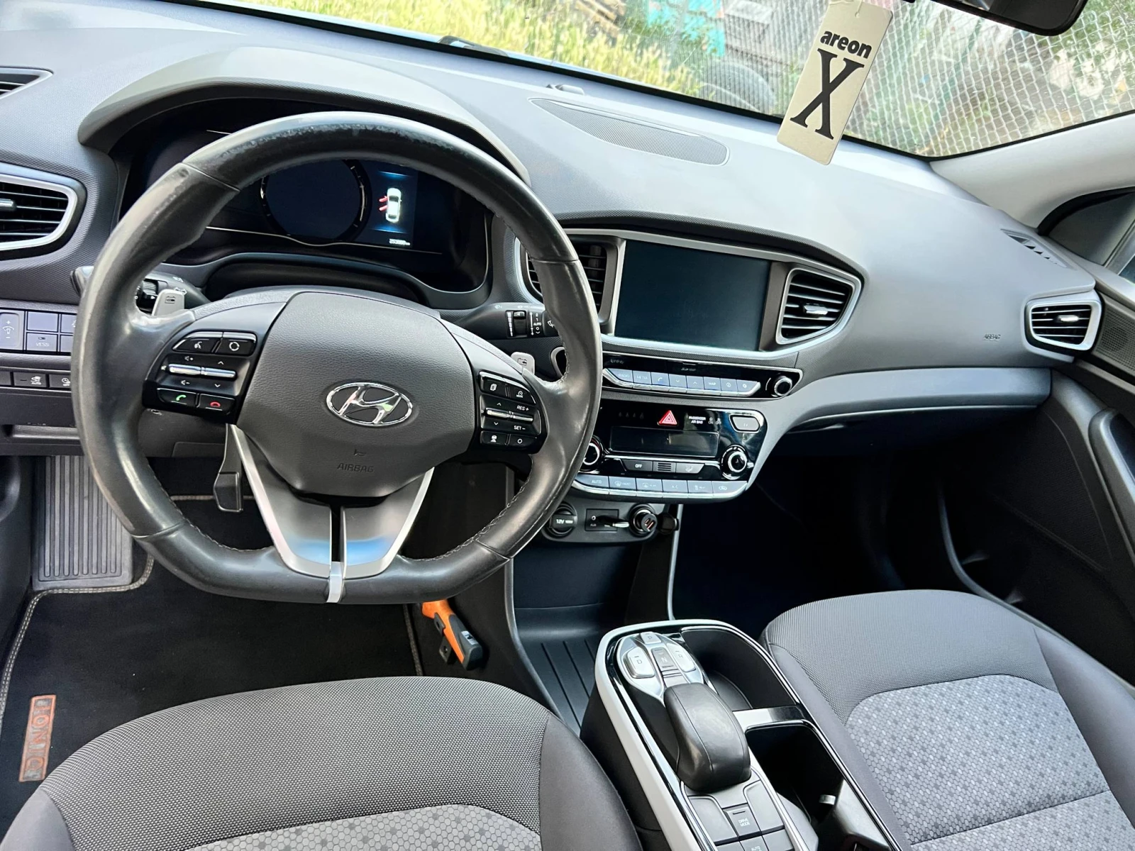 Hyundai Ioniq  - изображение 8