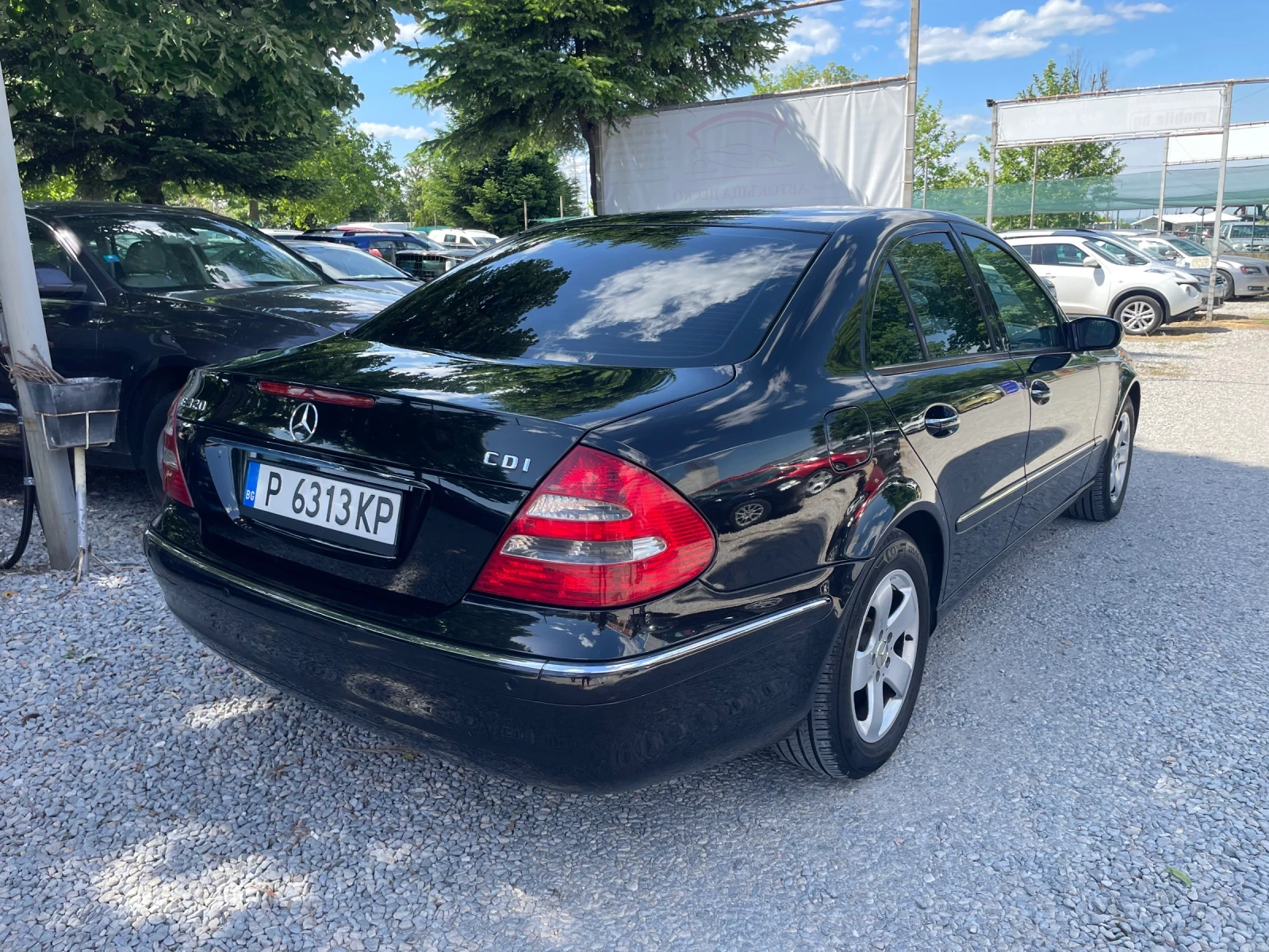 Mercedes-Benz E 320  - изображение 2
