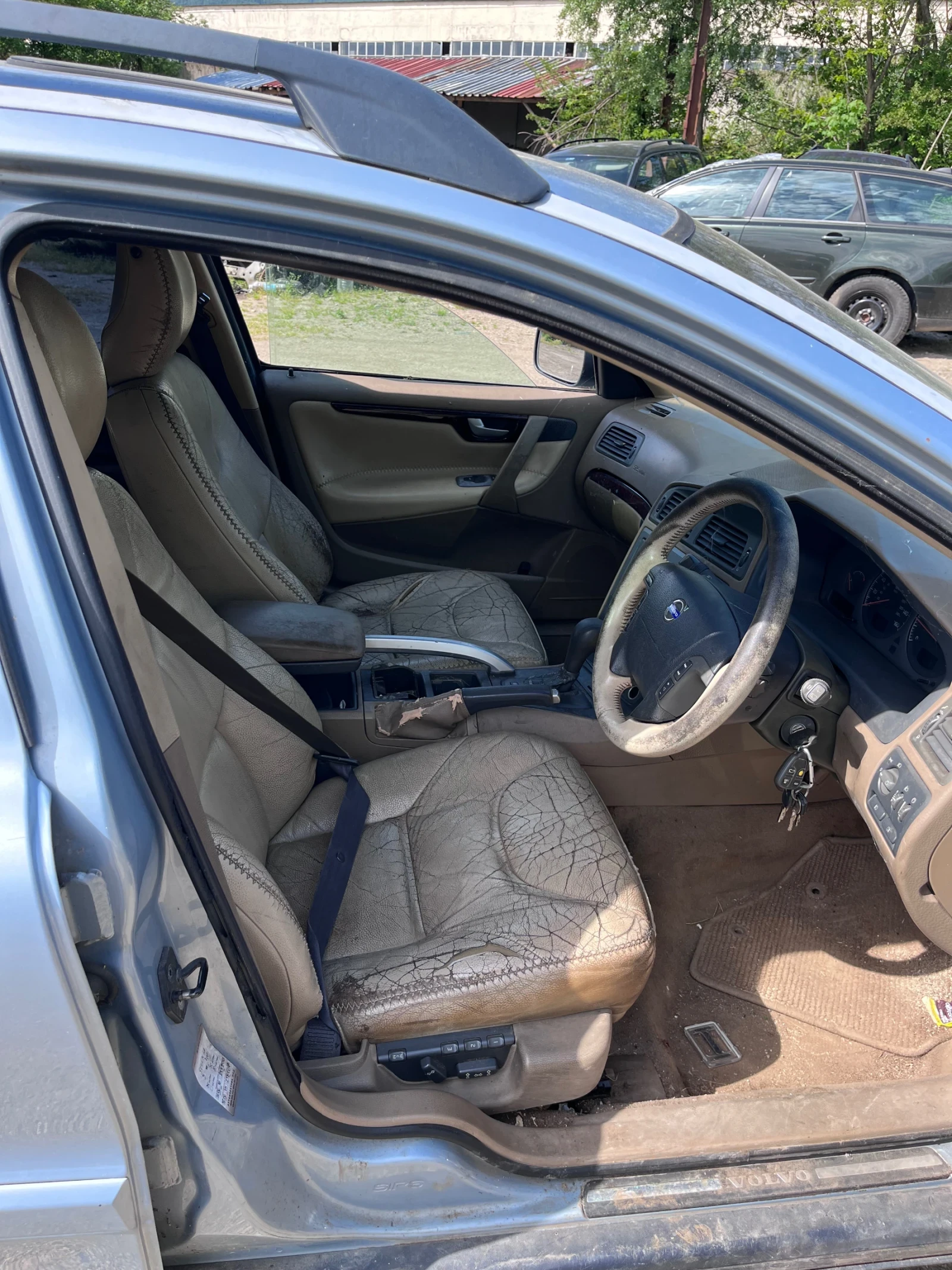 Volvo Xc70 2.4 d5 163 - изображение 5