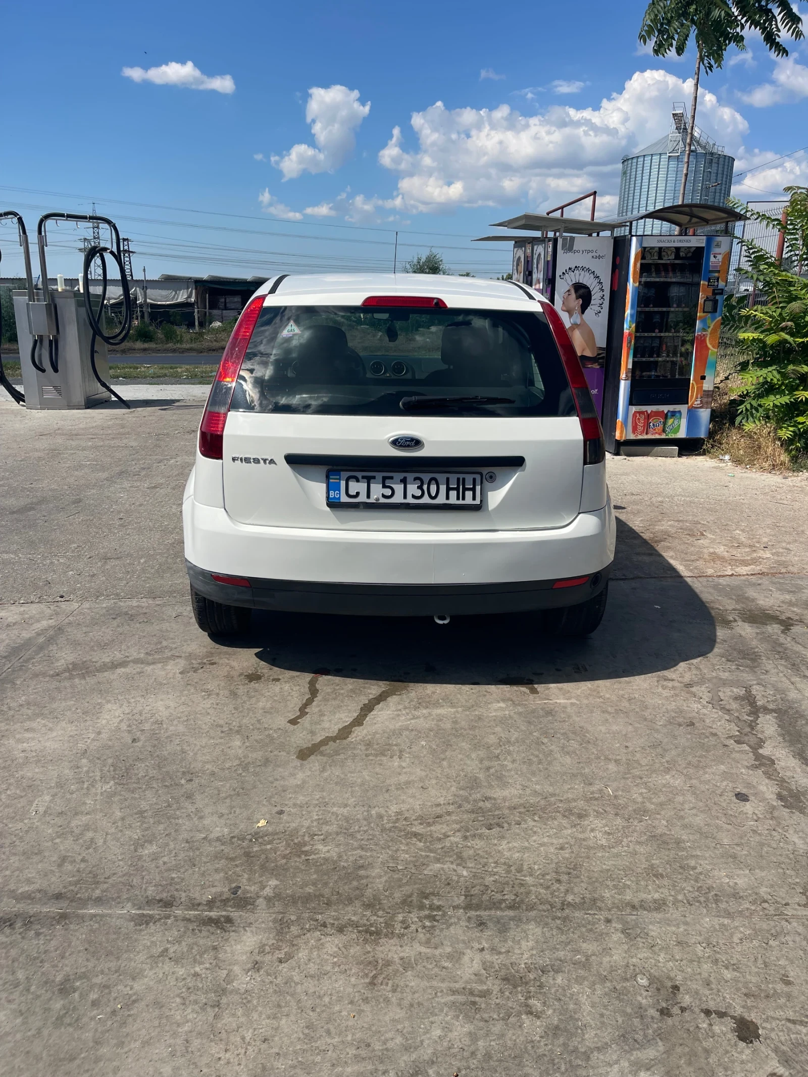 Ford Fiesta 1.3i - изображение 2