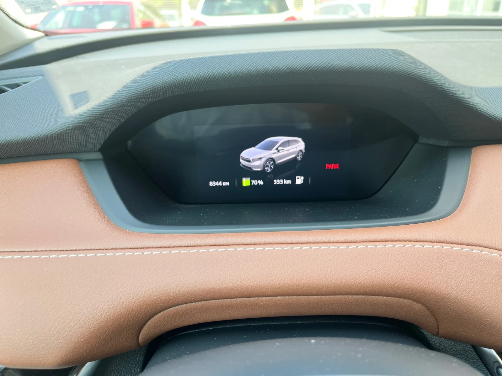 Skoda Enyaq iV 80  - изображение 10