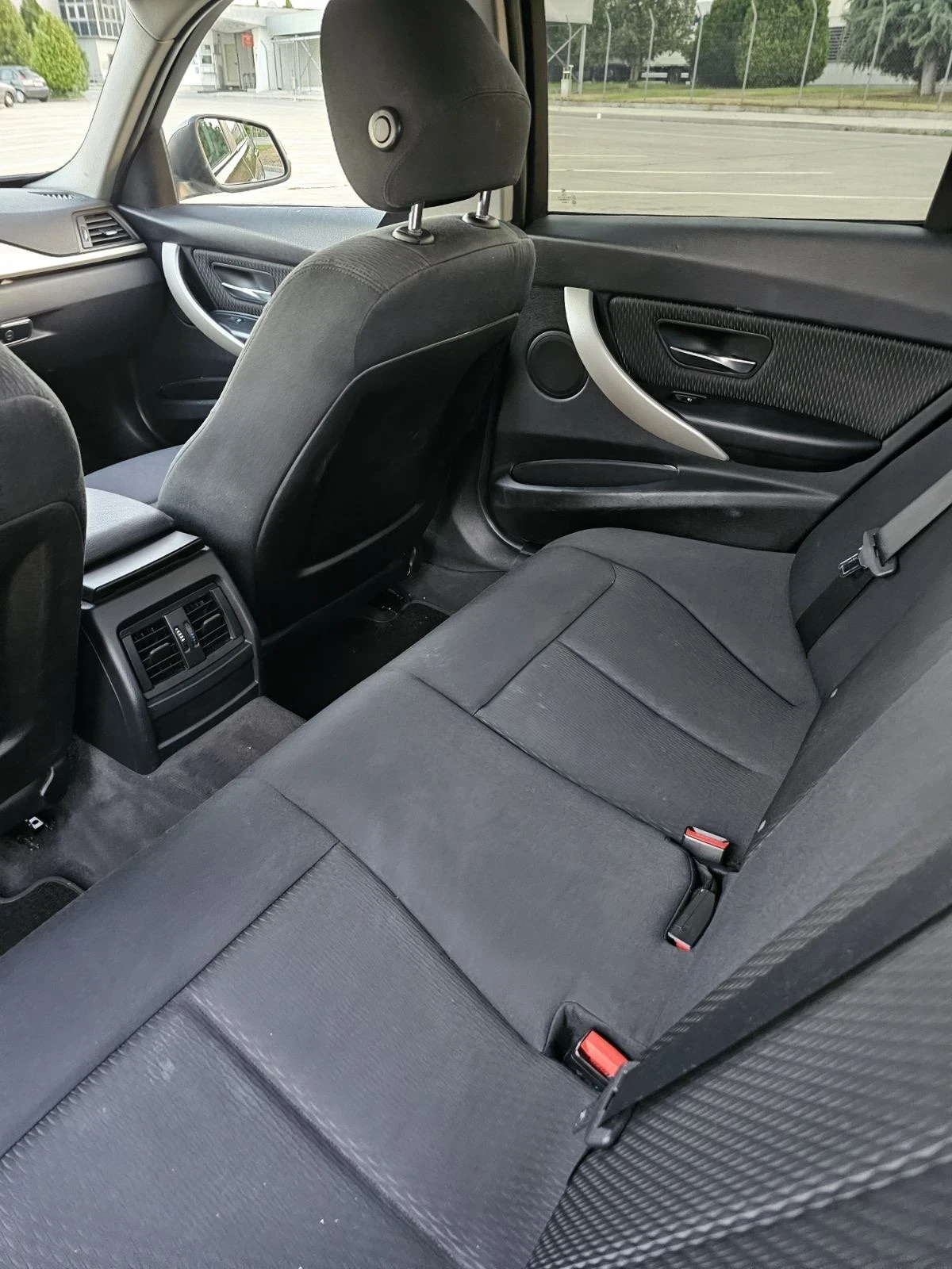 BMW 320 2.0 ЕD TOP | Mobile.bg — изображение 9