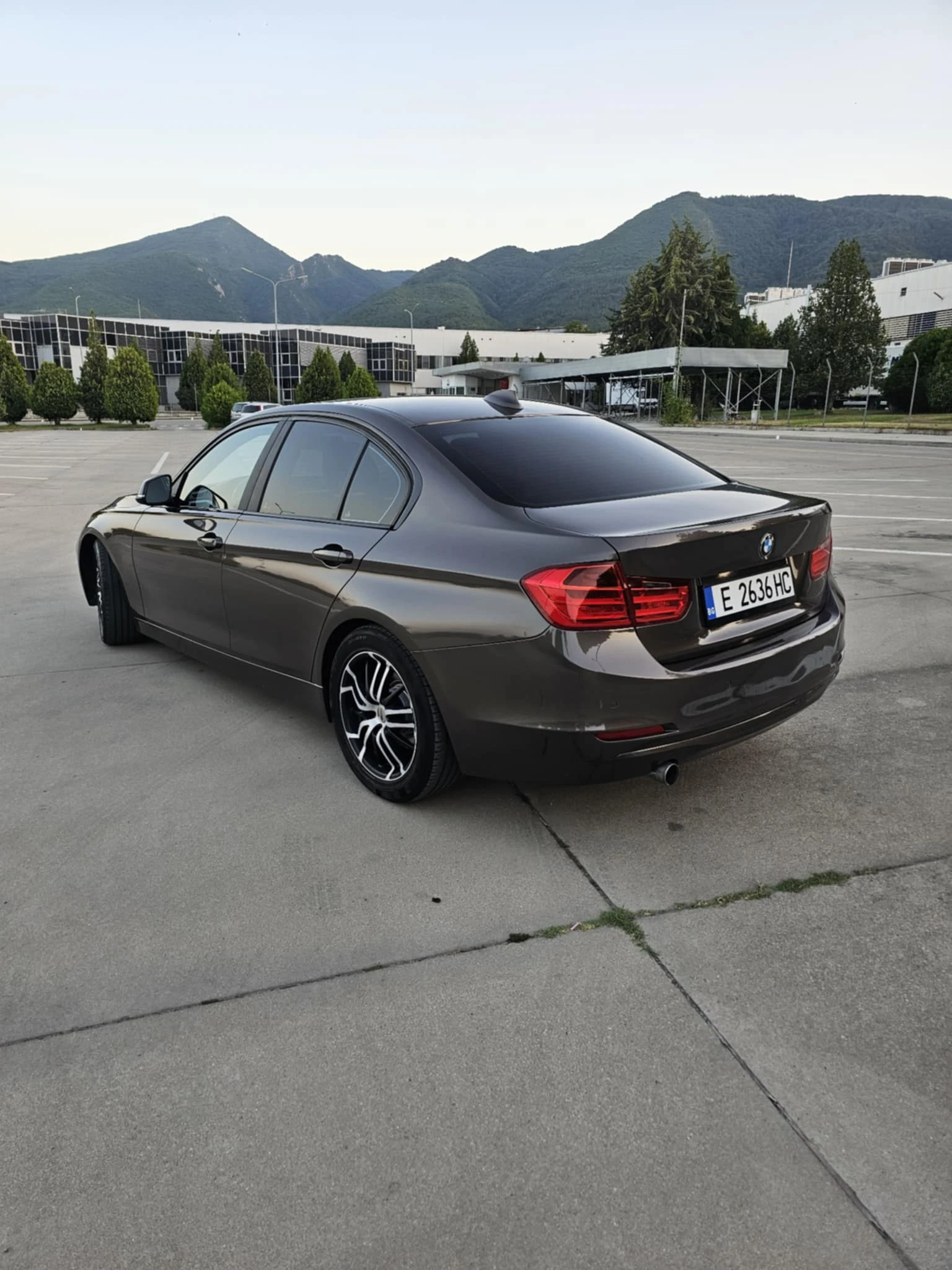 BMW 320 2.0 ЕD TOP | Mobile.bg — изображение 4