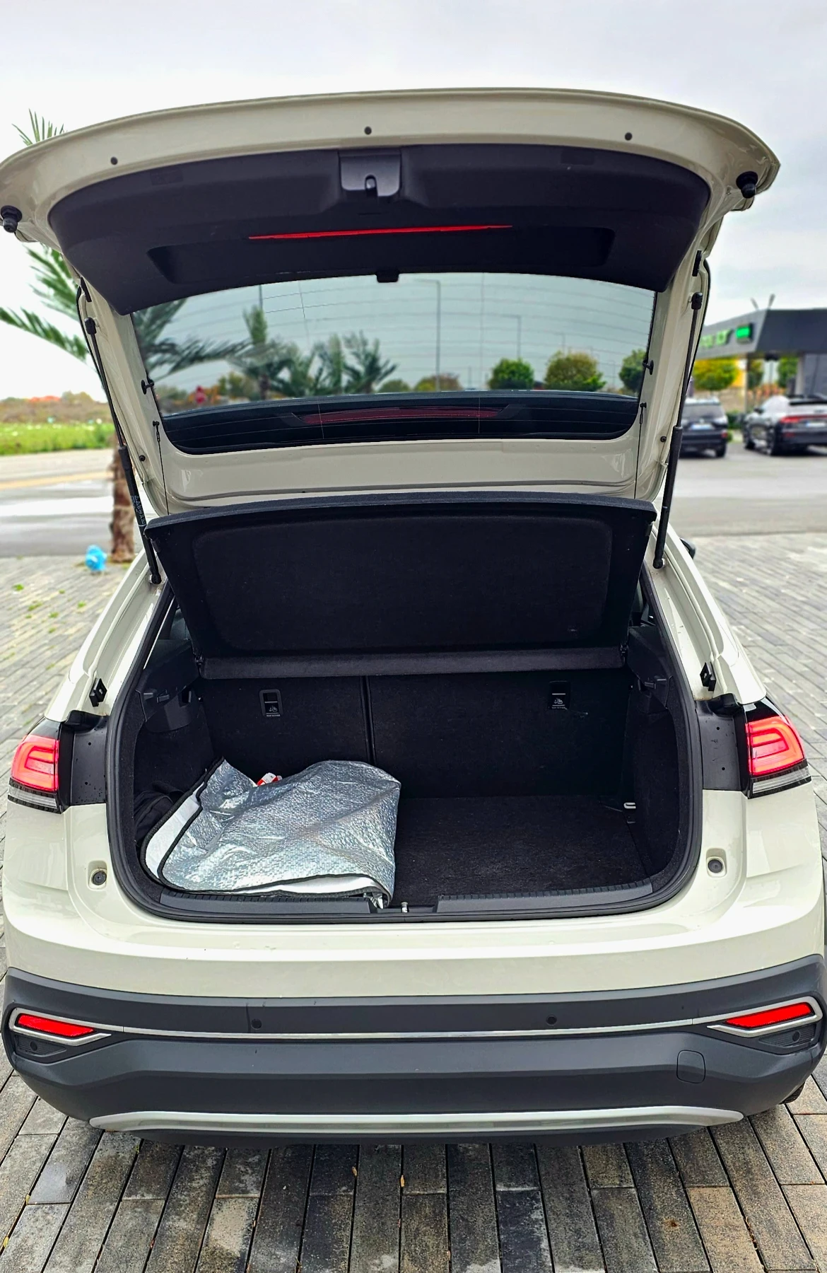 VW Taigo VW Taigo Ascot Grey style, DSG | Mobile.bg   13