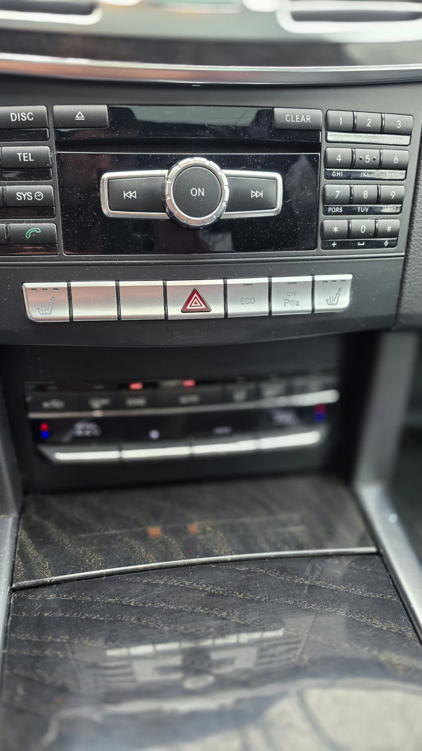 Mercedes-Benz E 200 E63 AMG pack BlueTEC facelift , снимка 9 - Автомобили и джипове - 53720871