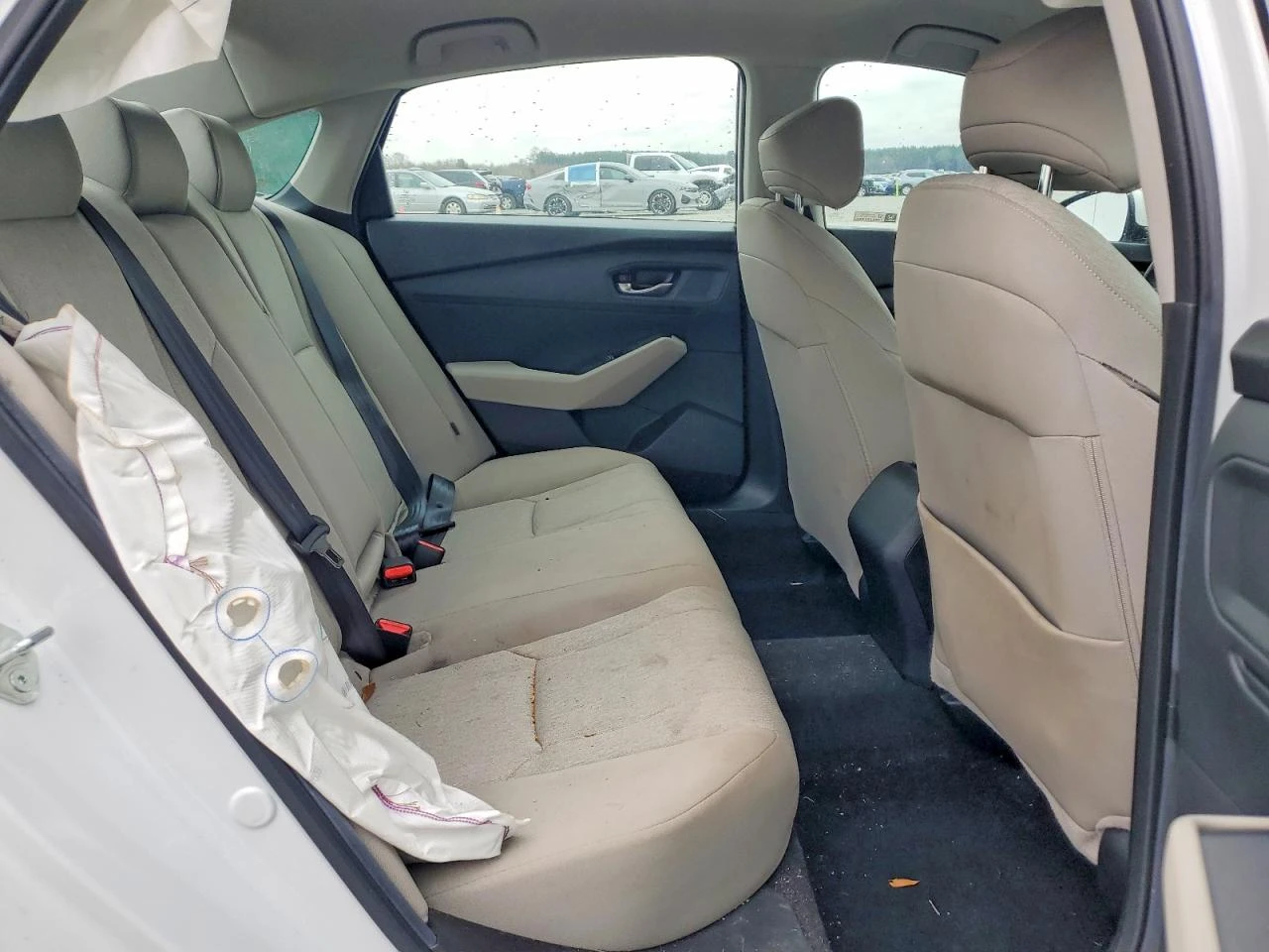 Honda Accord 1.5l Lx, снимка 10 - Автомобили и джипове - 53938709