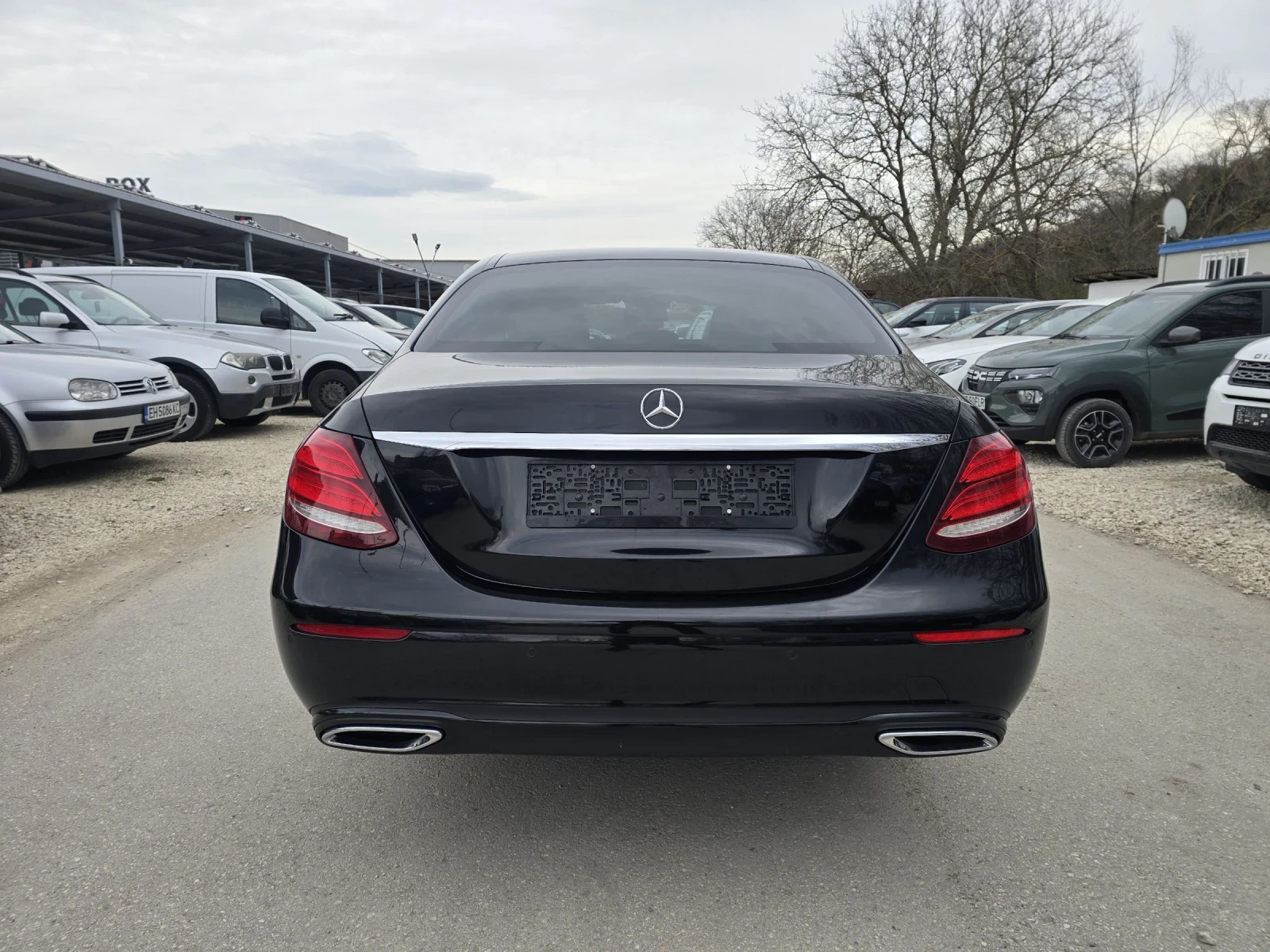 Mercedes-Benz E 200 AMG BUSINESS SPORT, снимка 6 - Автомобили и джипове - 53994801