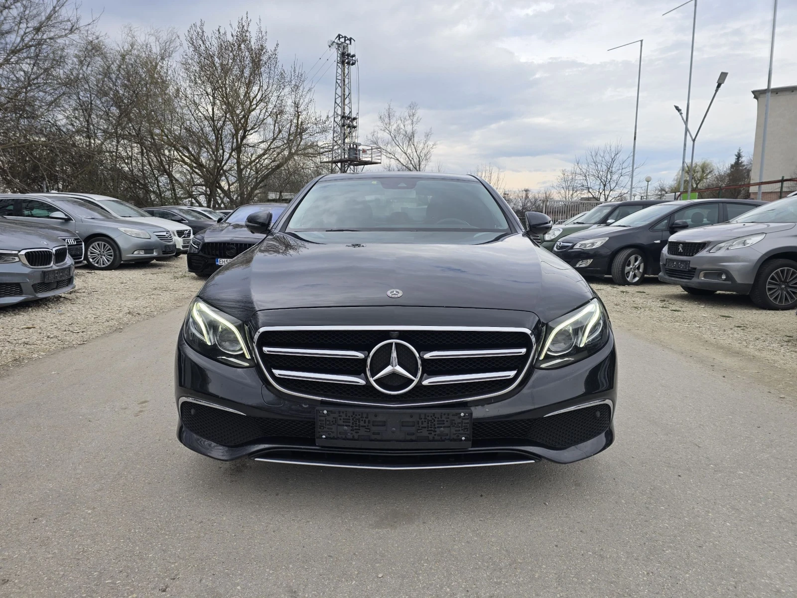 Mercedes-Benz E 200 AMG BUSINESS SPORT, снимка 5 - Автомобили и джипове - 53994801