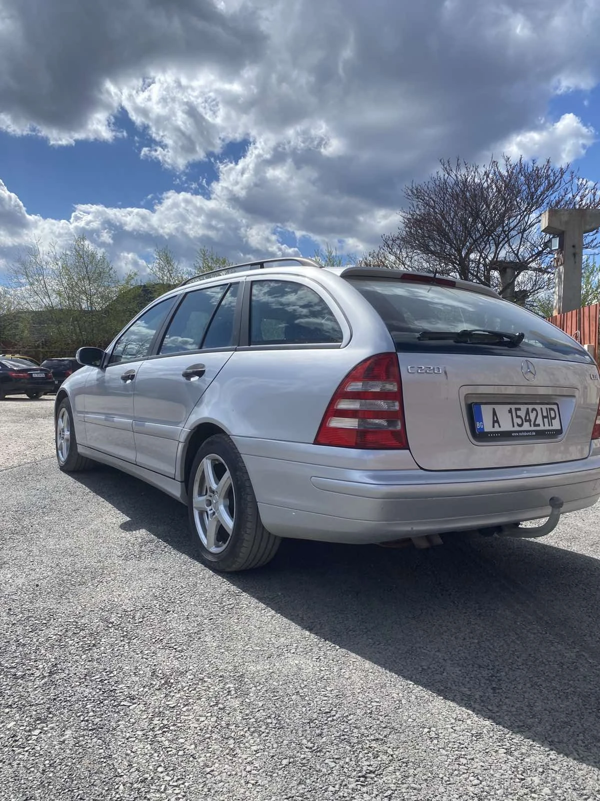Mercedes-Benz C 220 C220, снимка 4 - Автомобили и джипове - 54136375