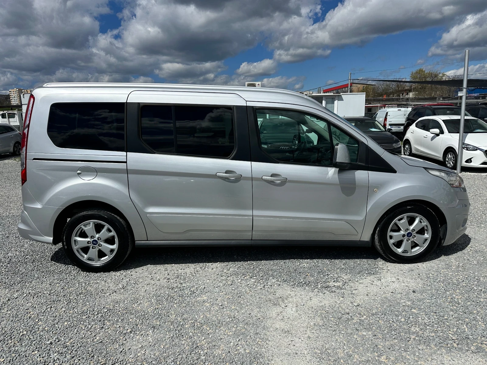 Ford Tourneo Connect 1.6 L Ecoboost SCTi (150ps), снимка 4 - Автомобили и джипове - 54135779