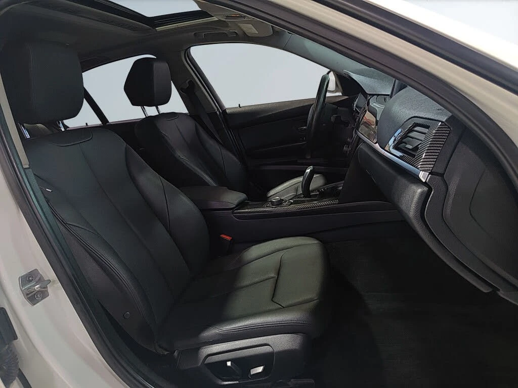 BMW 328 xDrive* АвтоКредит* (ЦЕНА ДО БГ), снимка 11 - Автомобили и джипове - 54297340