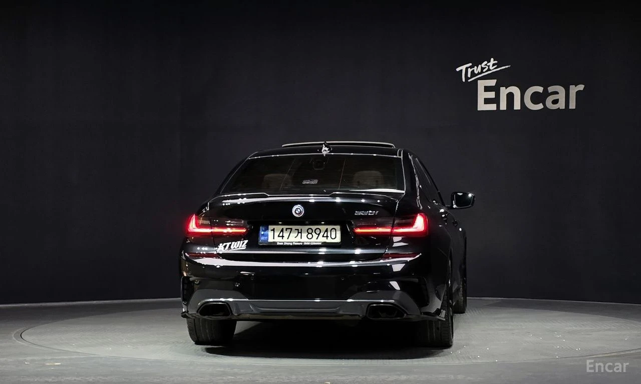 BMW 330 M SPORT* КОЖА* ПОДГРЕВ* HEADUP* 360* PANO, снимка 4 - Автомобили и джипове - 54368803