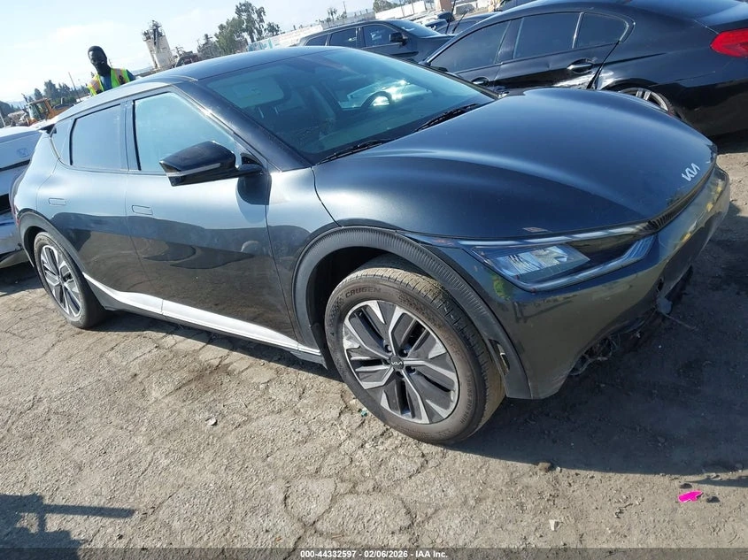 Kia EV6 Light * Крайна цена до БГ* 