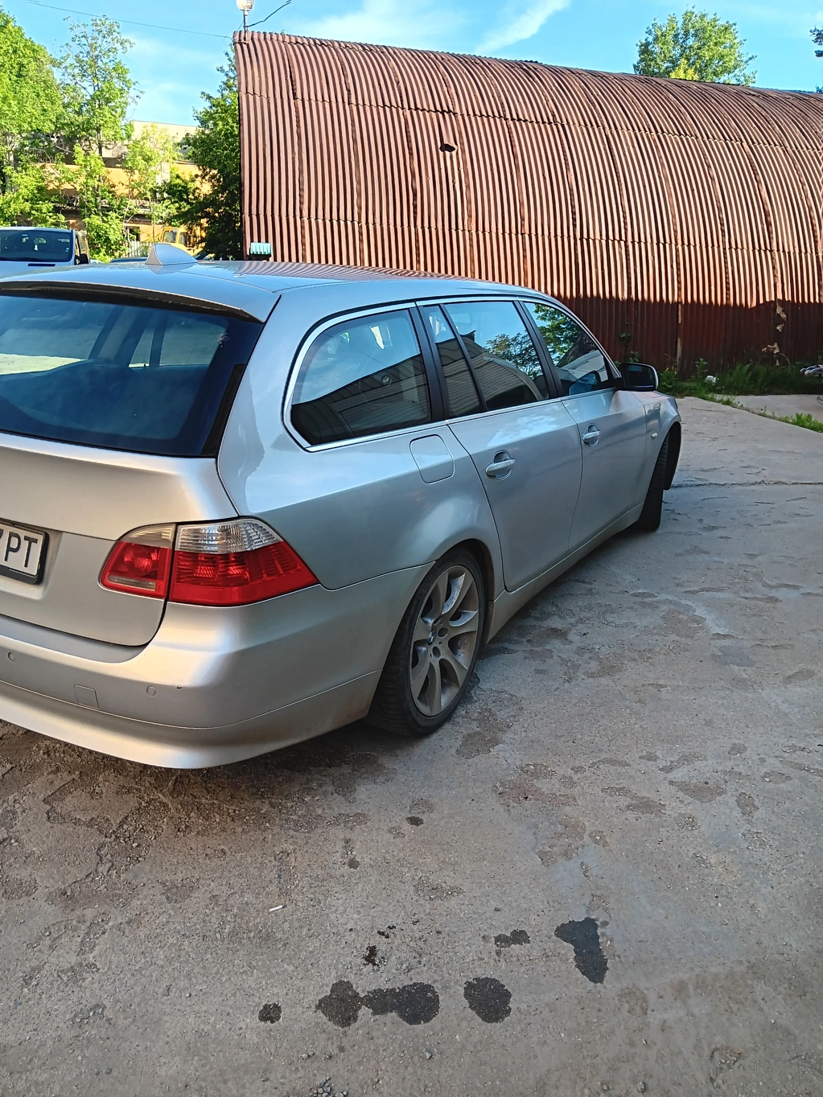BMW 530