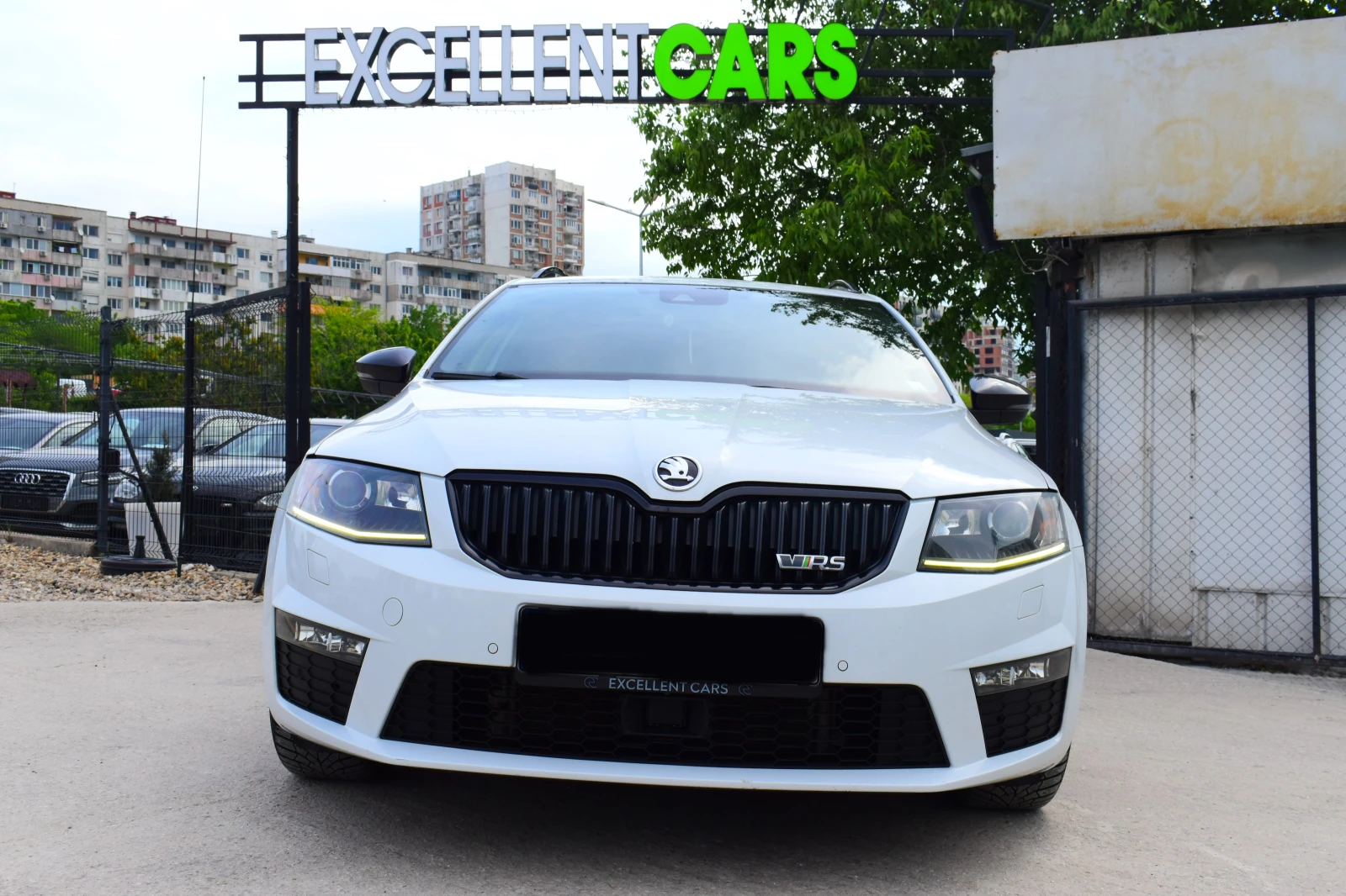 Skoda Octavia 2.0TDI* VRS* 4x4* ПАНОРАМА, снимка 5 - Автомобили и джипове - 54628782