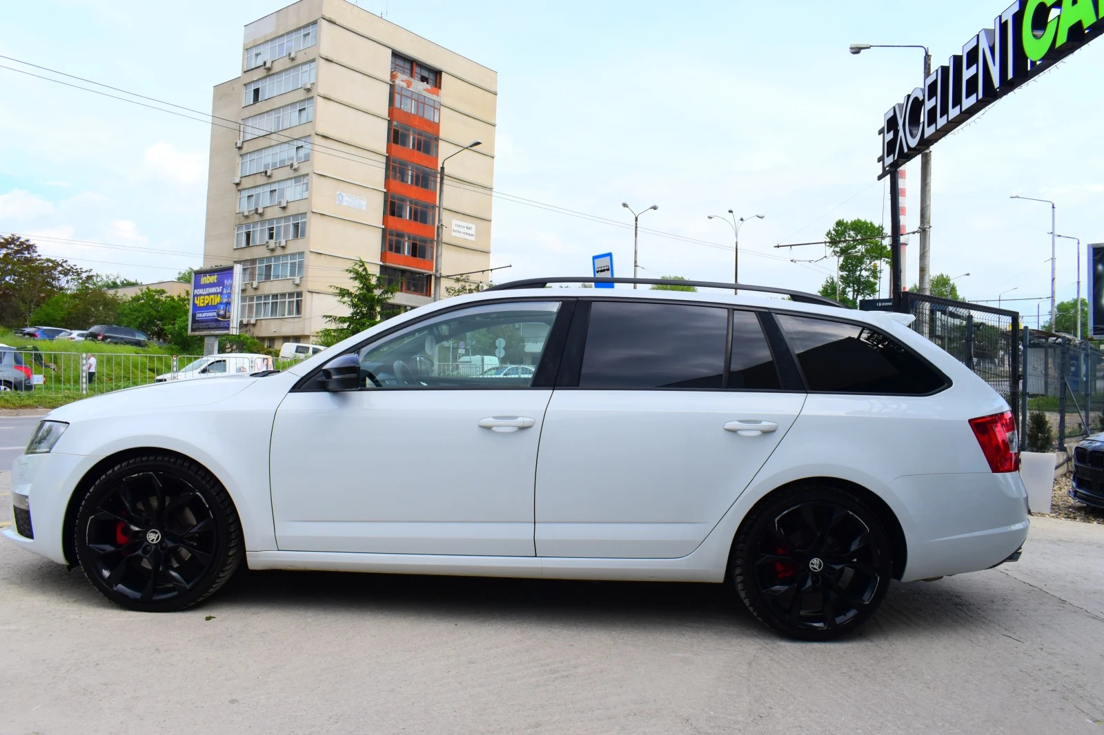 Skoda Octavia 2.0TDI* VRS* 4x4* ПАНОРАМА, снимка 2 - Автомобили и джипове - 54628782