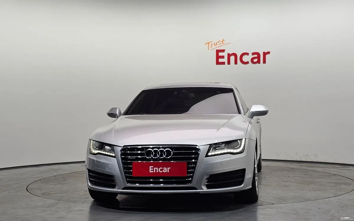 Audi A7 3.0L V6 / CARFAX, снимка 3 - Автомобили и джипове - 54744589
