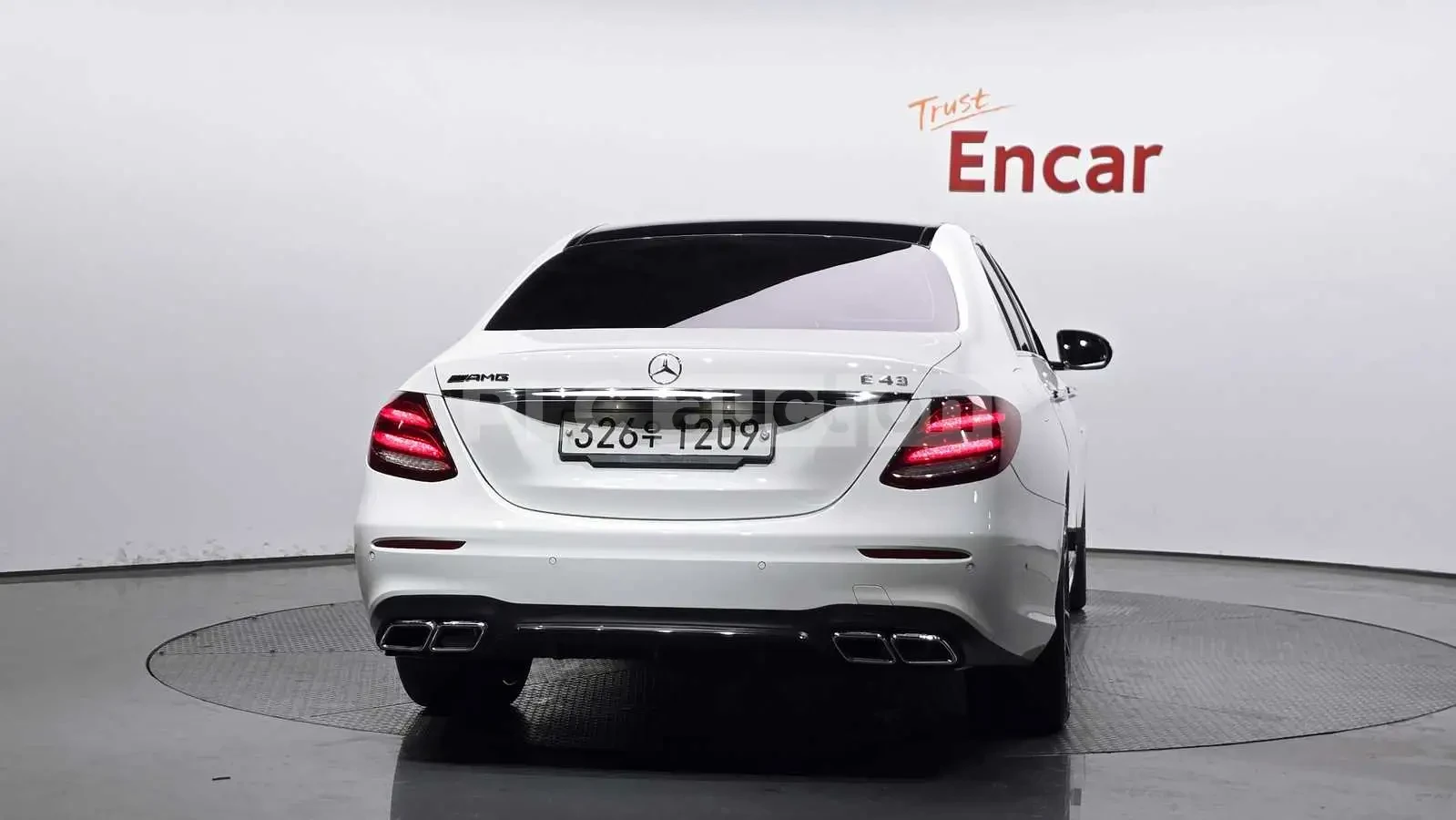 Mercedes-Benz E 200 4MATIC AVANTGARDE/PANO/360 | Mobile.bg � ����������� 4