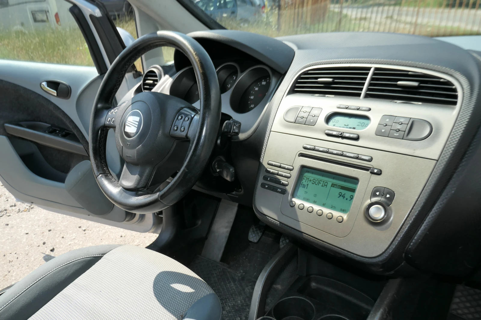 Seat Altea 1.9TDI 105кс АВТОПИЛОТ КЛИМАТРОНИК STYLE, снимка 9 - Автомобили и джипове - 55156507