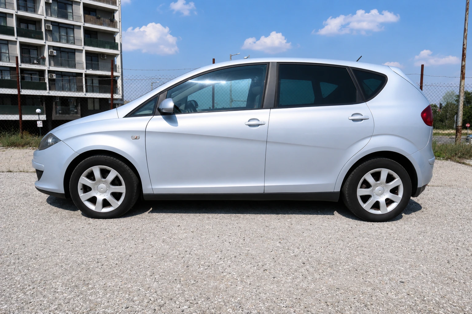 Seat Altea 1.9TDI 105кс АВТОПИЛОТ КЛИМАТРОНИК STYLE, снимка 6 - Автомобили и джипове - 55156507