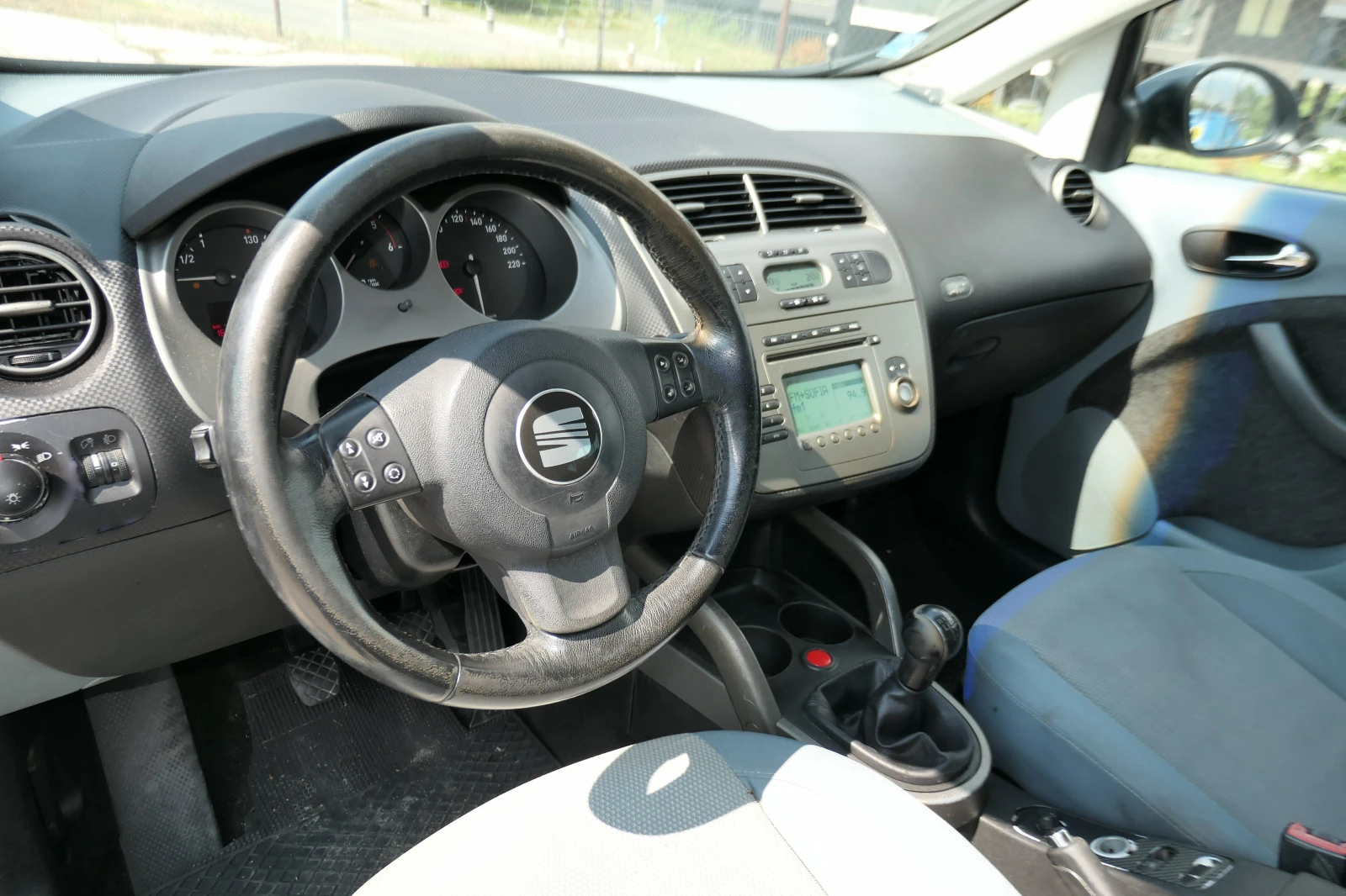 Seat Altea 1.9TDI 105кс АВТОПИЛОТ КЛИМАТРОНИК STYLE, снимка 7 - Автомобили и джипове - 55156507