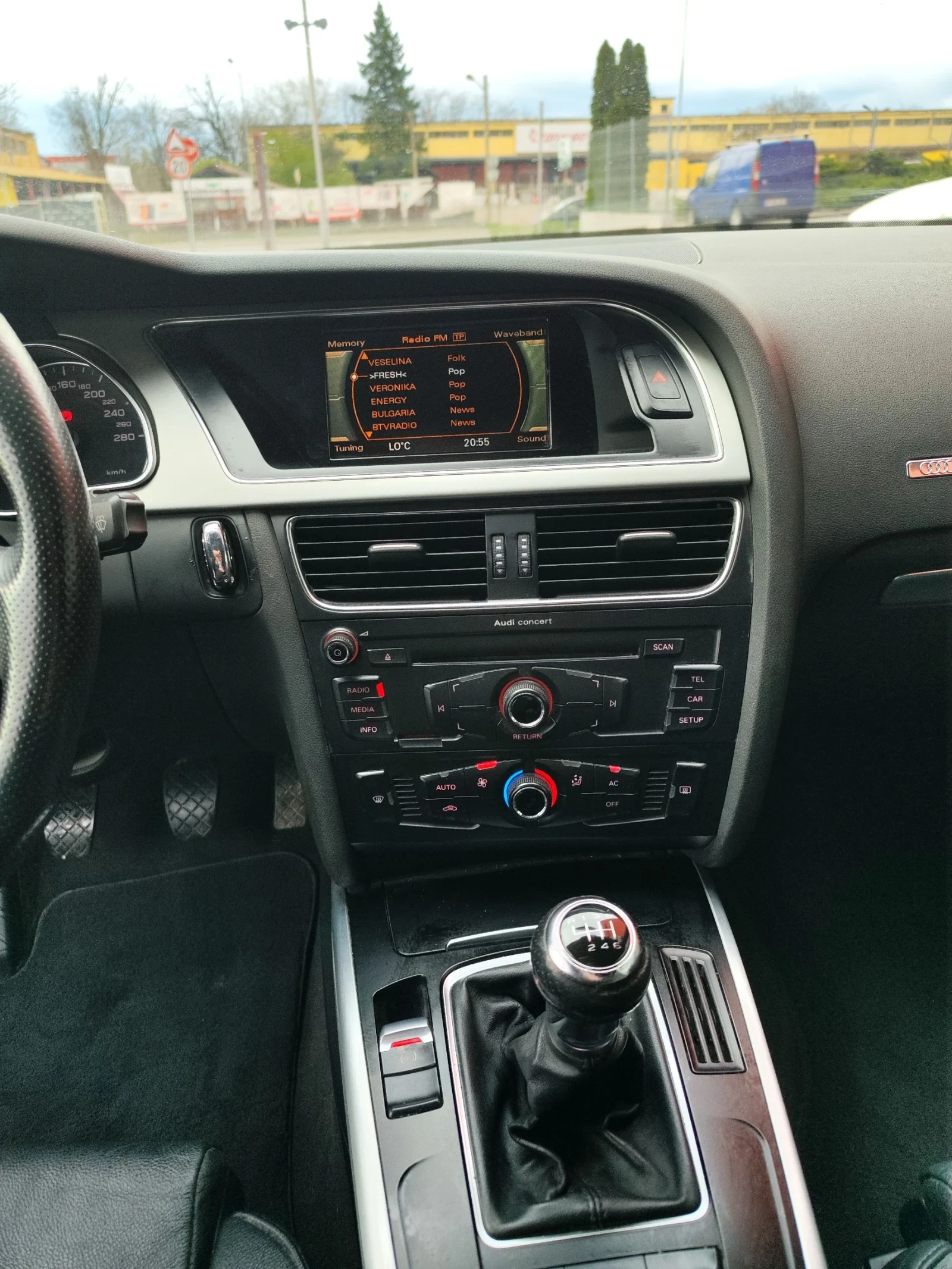 Audi A5 2.0 TFSI Black Matte, снимка 13 - Автомобили и джипове - 55333306