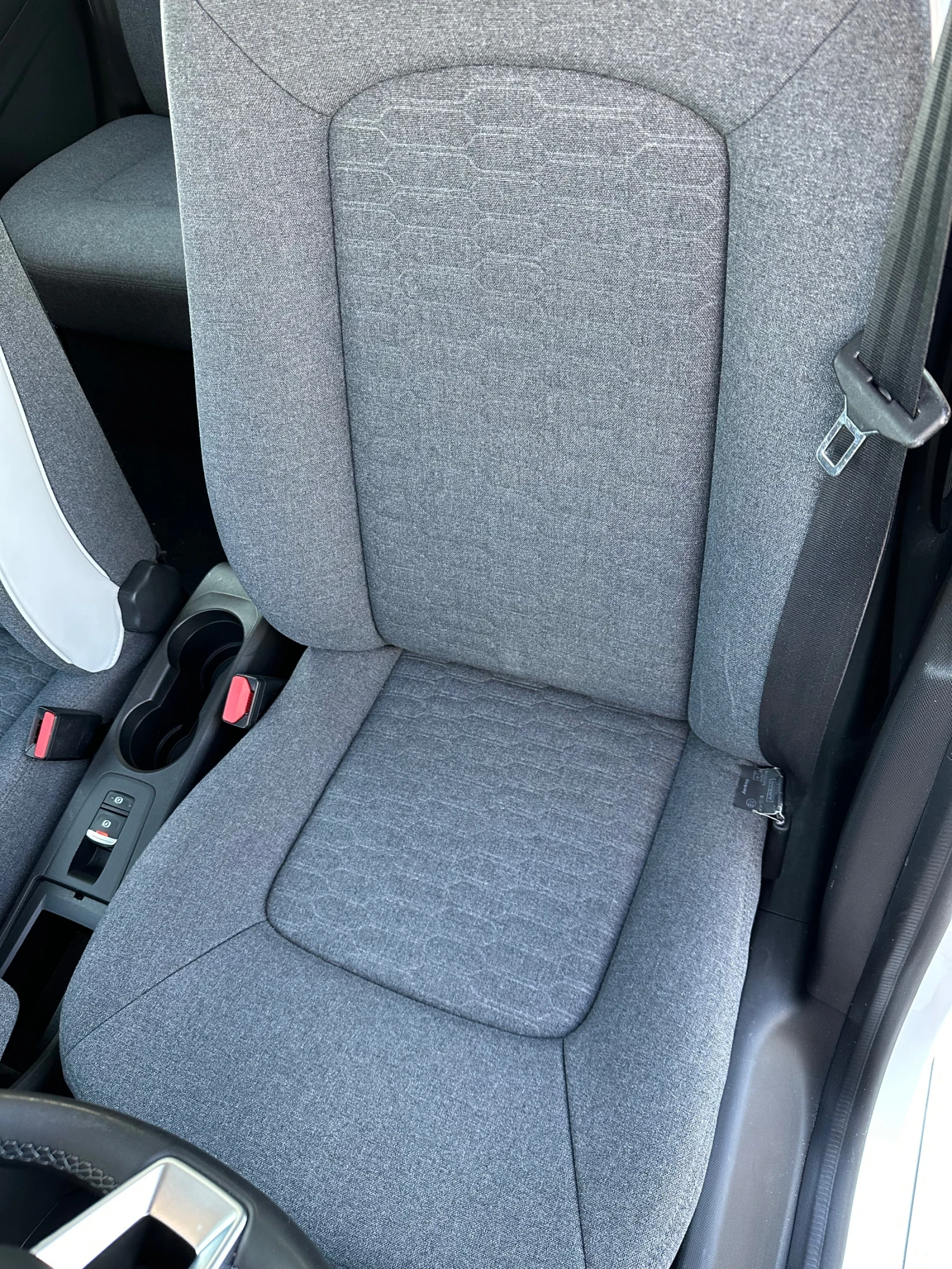Renault Zoe 52kW Evolution Гаранция Термопомпа, снимка 7 - Автомобили и джипове - 55512897