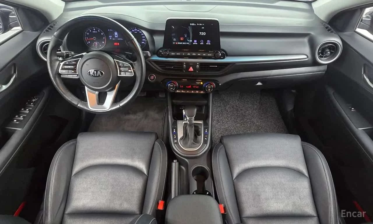 Kia K3 PRESTIGE| ОБДУХ| ПАНОРАМА| ДИСТРОНИК| 2 КЛЮЧА| , снимка 7 - Автомобили и джипове - 55624876