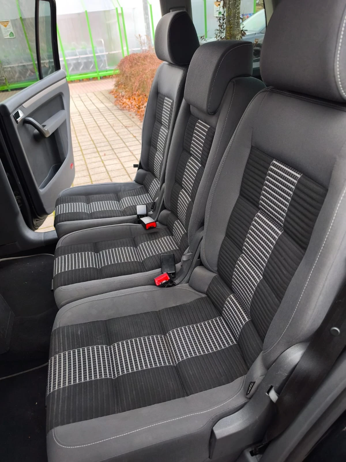 VW Touran, снимка 7 - Автомобили и джипове - 55666405
